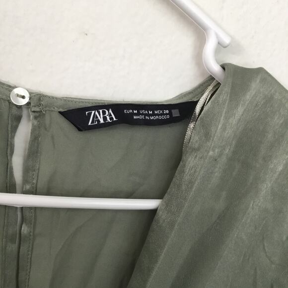 ZARA Satin Wide Sleeve Overlap Belt Detail Stretch Waist Romper in Green Sz M - Picture 4 of 8